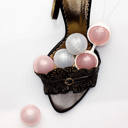 LELO Luna Beads - Allure Adornments